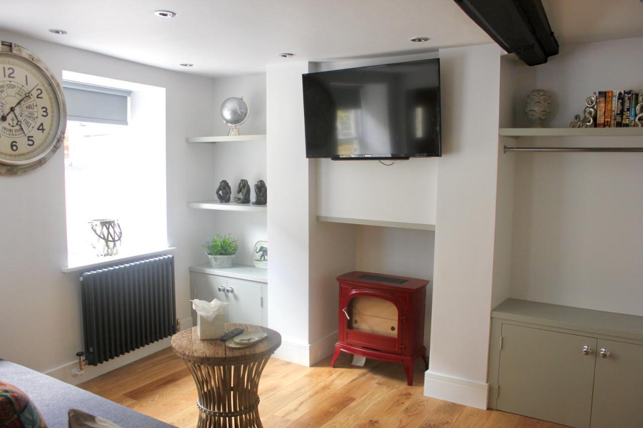 1 The Cottage, Studio Apartment, Ye Olde Barn Apartments Stamford Dış mekan fotoğraf